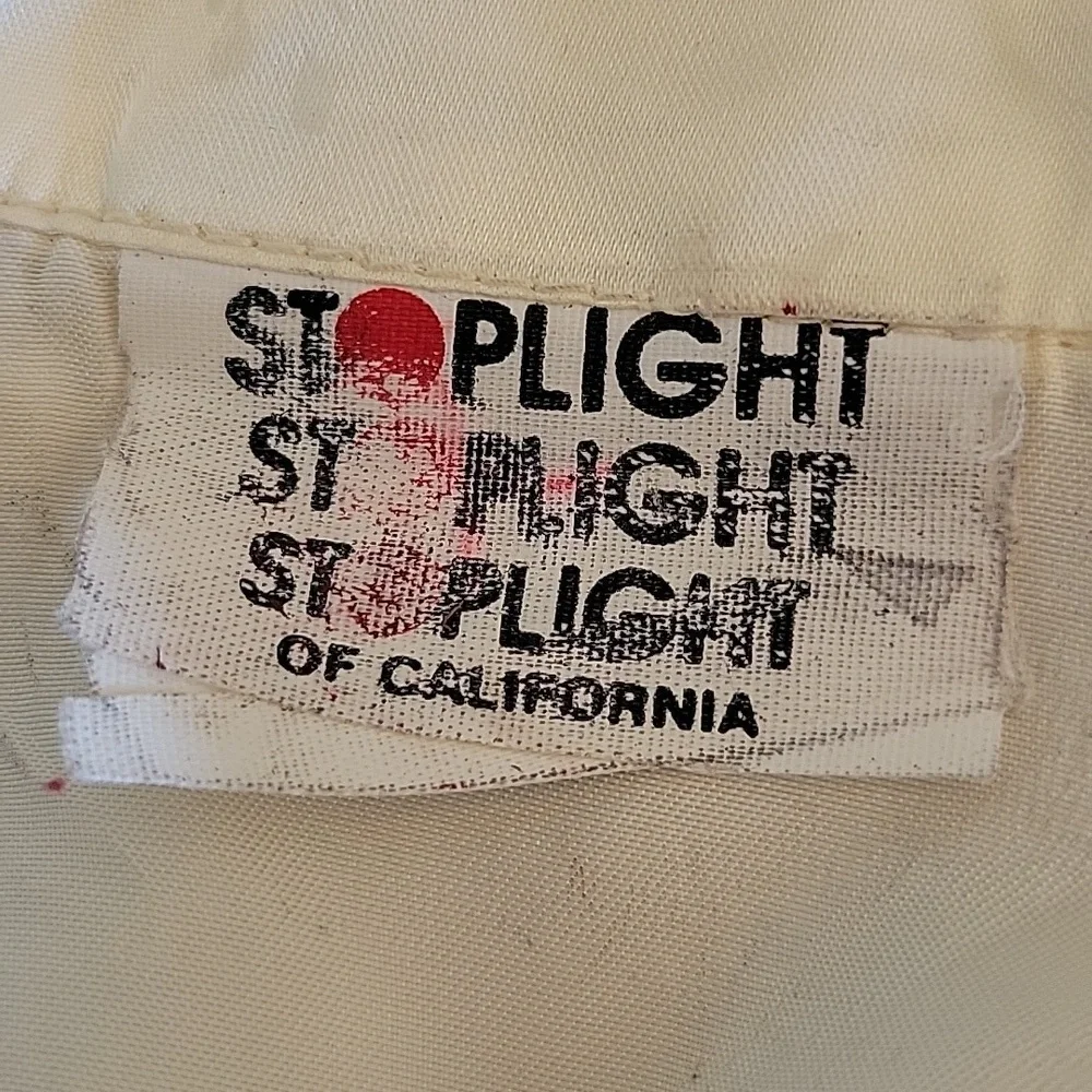 Vintage Stoplight Bed Jacket - Picture 6 of 7